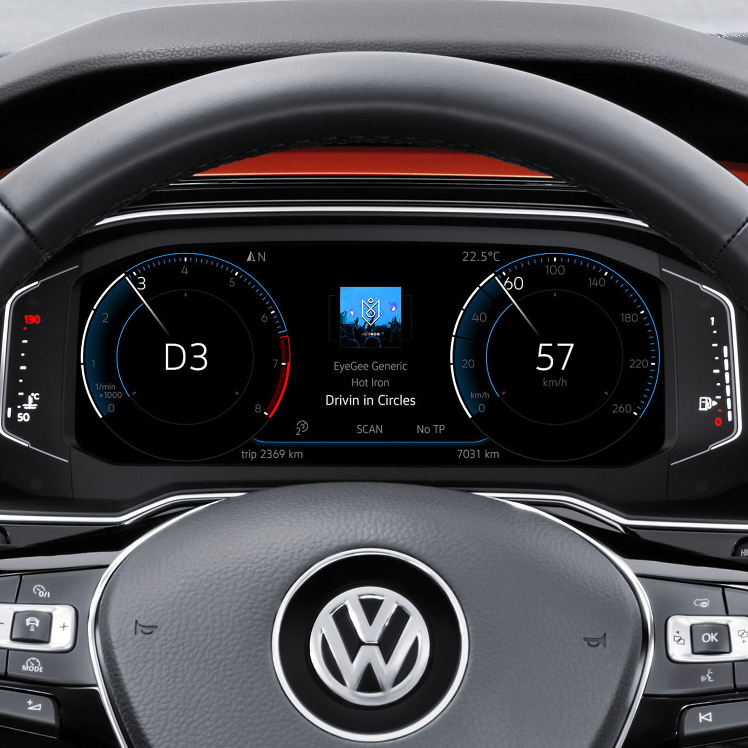 Volkswagen Polo Active info display